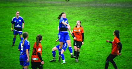 Ki indulhat a női labdarúgó 1. Ligában?